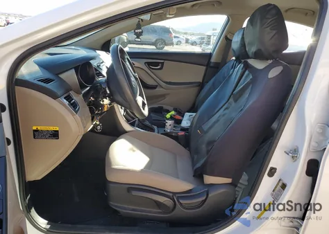 2015 Hyundai Elantra Se z USA, uszkodzony, nr VIN 5NPDH4AE4FH566427